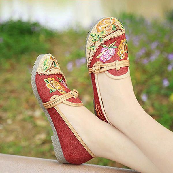 Damenschuhe Mit Chinesischer Blumenstickerei Im Retro Stil Zum Hineinschlüpfen