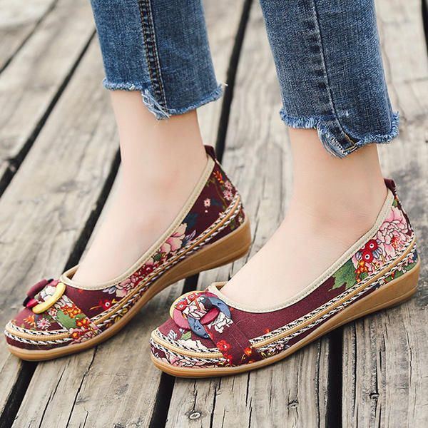 Flache Loafer Zum Hineinschlüpfen Mit Blumenstickerei Für Damen