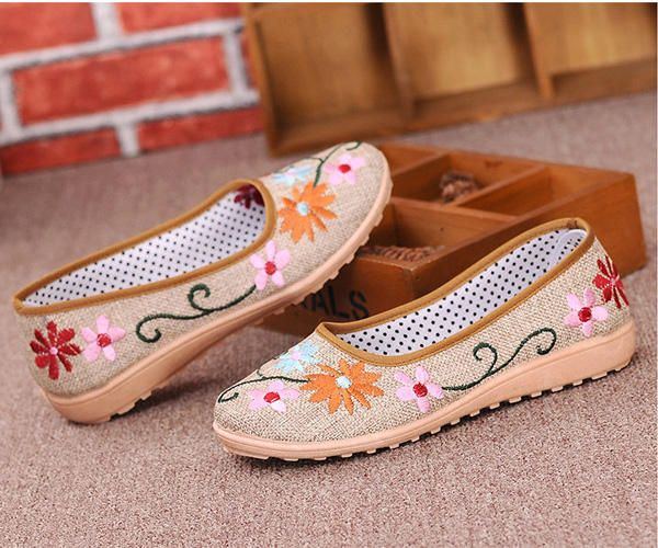 Flache Slipper Im Chinesischen Stil Mit Blumenstickerei Und Weicher Sohle Aus Leinen