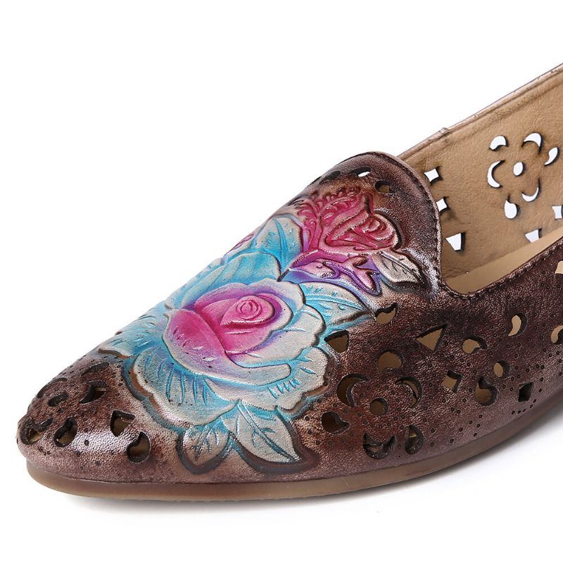 Flacher Eleganter Damen Loafer Aus Echtem Leder Mit Retro Prägung Zarter Pfingstrose Hohlem Blumenmuster