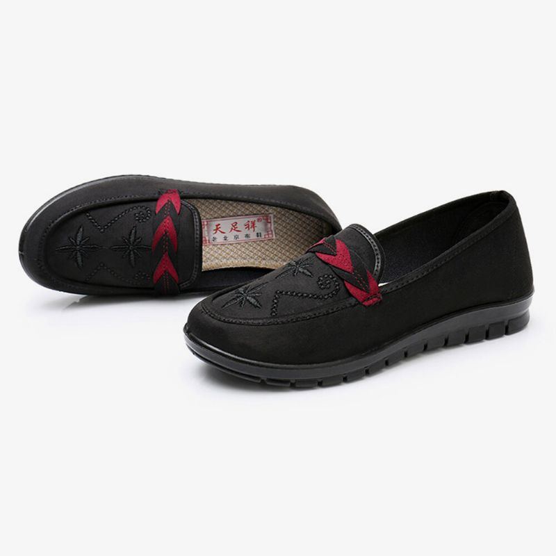 Damen Blumen Stickerei Flache Tragbare Slip On Müßiggänger