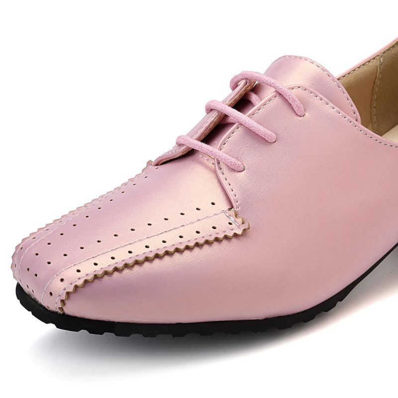 Große Damen Loafer Mit Quadratischem Absatz Und Brogue Schuhen