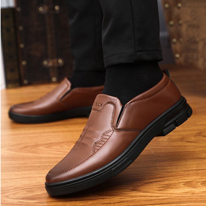 Atmungsaktive Weiche Bequeme Slip On Lässige Klassische Business Schuhe Aus Mikrofaser Für Herren