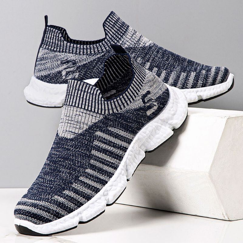 Herren Weiche Sohle Rutschfeste Atmungsaktive Outdoor Sport Laufschuhe Fliegende Strickschuhe