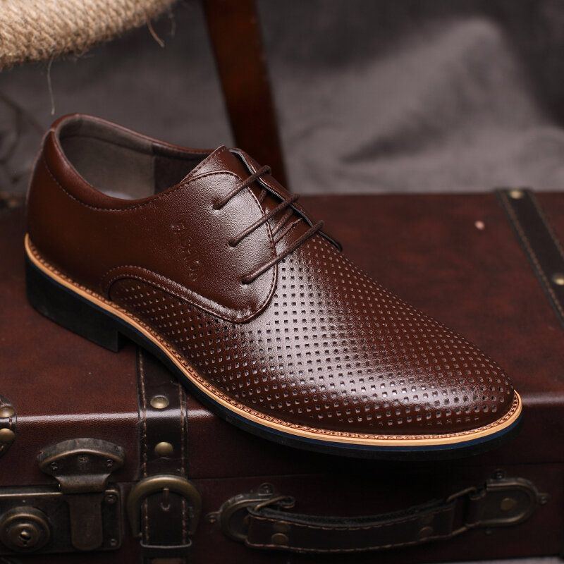 Atmungsaktive Ausgehöhlte Mikrofaser Business Casual Oxfords Für Herren