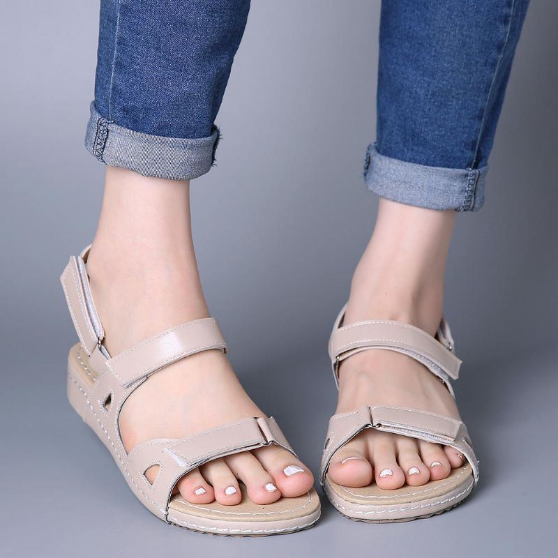 Casual Compy Damen Sandalen Mit Hakenschlaufe In Einfarbiger Farbe