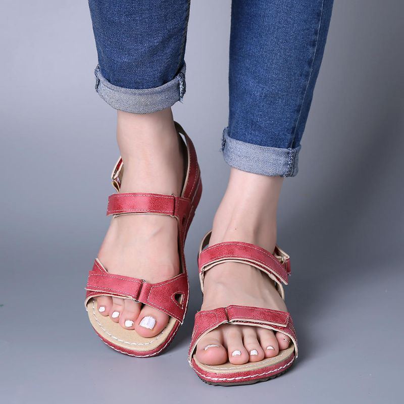 Casual Compy Damen Sandalen Mit Hakenschlaufe In Einfarbiger Farbe