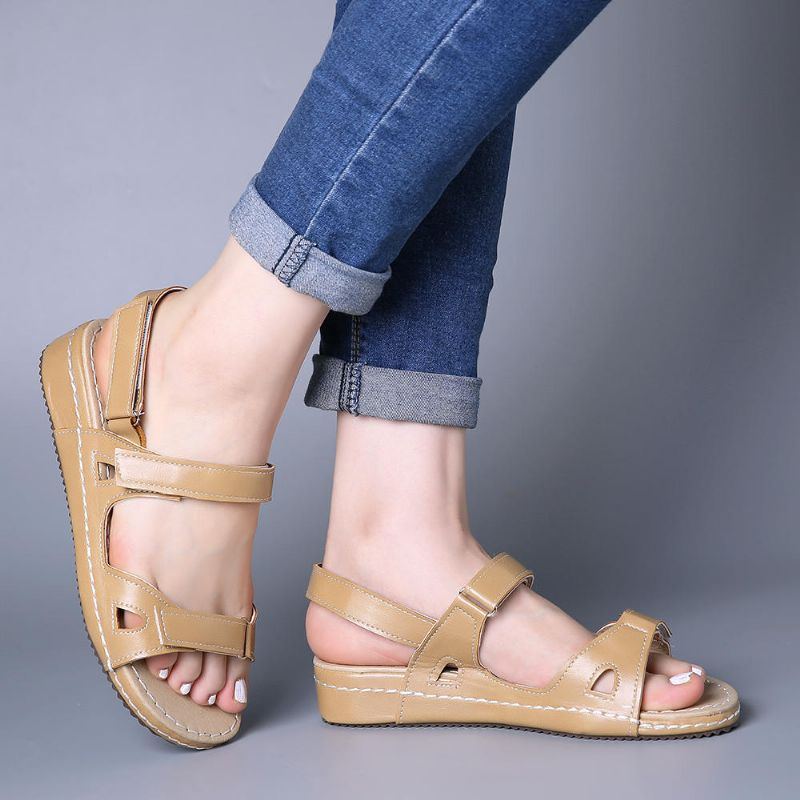 Casual Compy Damen Sandalen Mit Hakenschlaufe In Einfarbiger Farbe