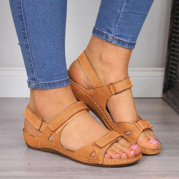 Casual Compy Damen Sandalen Mit Hakenschlaufe In Einfarbiger Farbe