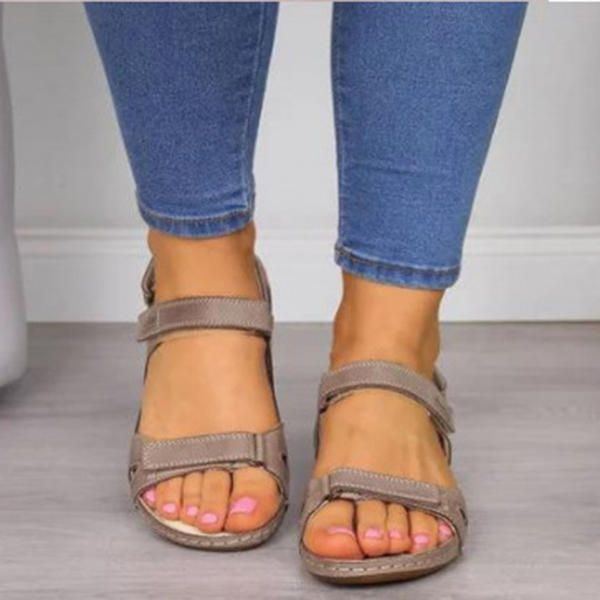 Casual Compy Damen Sandalen Mit Hakenschlaufe In Einfarbiger Farbe