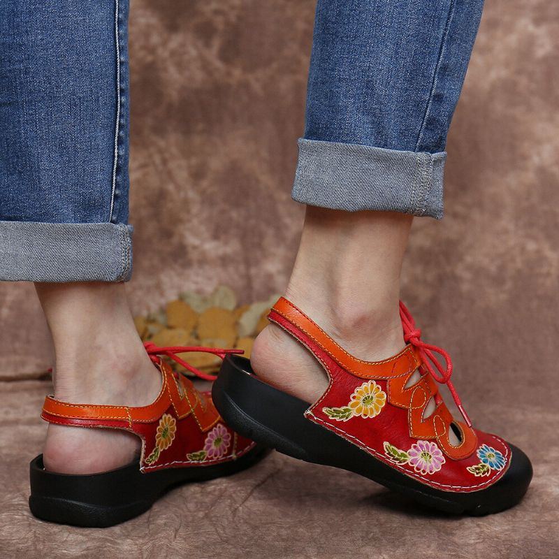 Damen Leder Mit Blumenspleißen Ziernähten Schnürung Slingback Mules Clogs Flache Sandalen