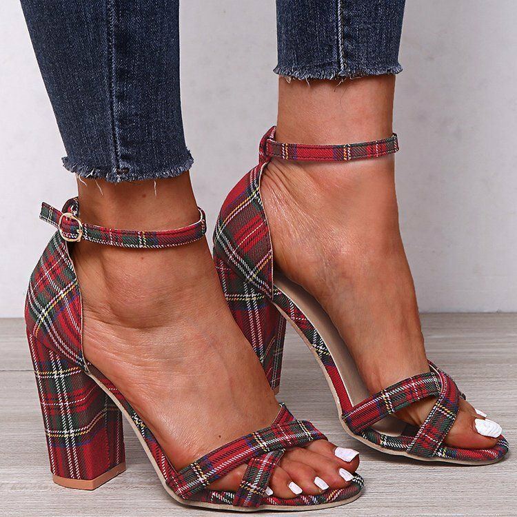 Damen Plus Size Lattice Chunky Heel Peep Toe Buckle Sommer Sandaletten