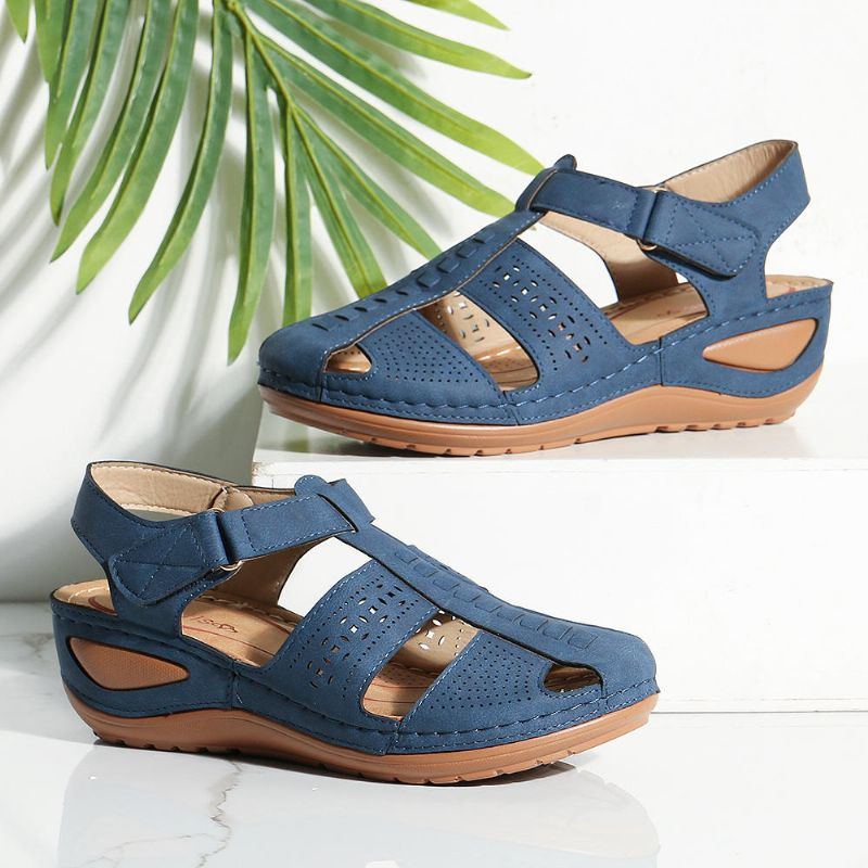 Leichte Keilsandalen Mit Ausgehöhlten Hakenschlaufen Für Damen