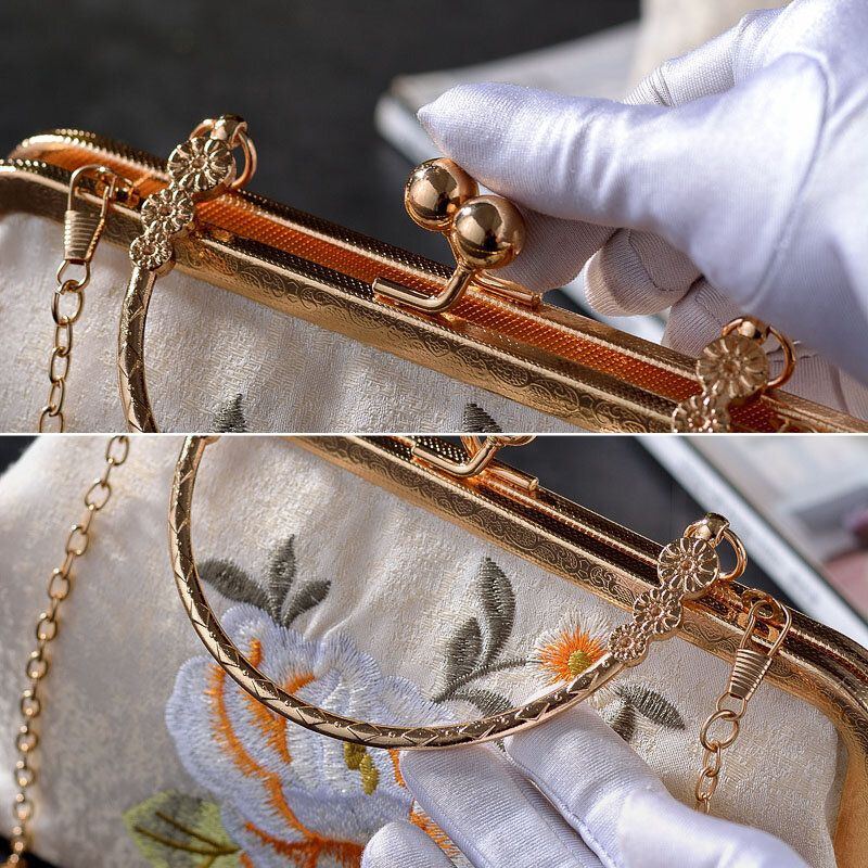 Damen Elegante Chinesische Art Blumen Muster Stickerei Handtasche Exquisite Hardware Entwurfs Feine Beschaffenheits Stoff Cheongsam Handtasche