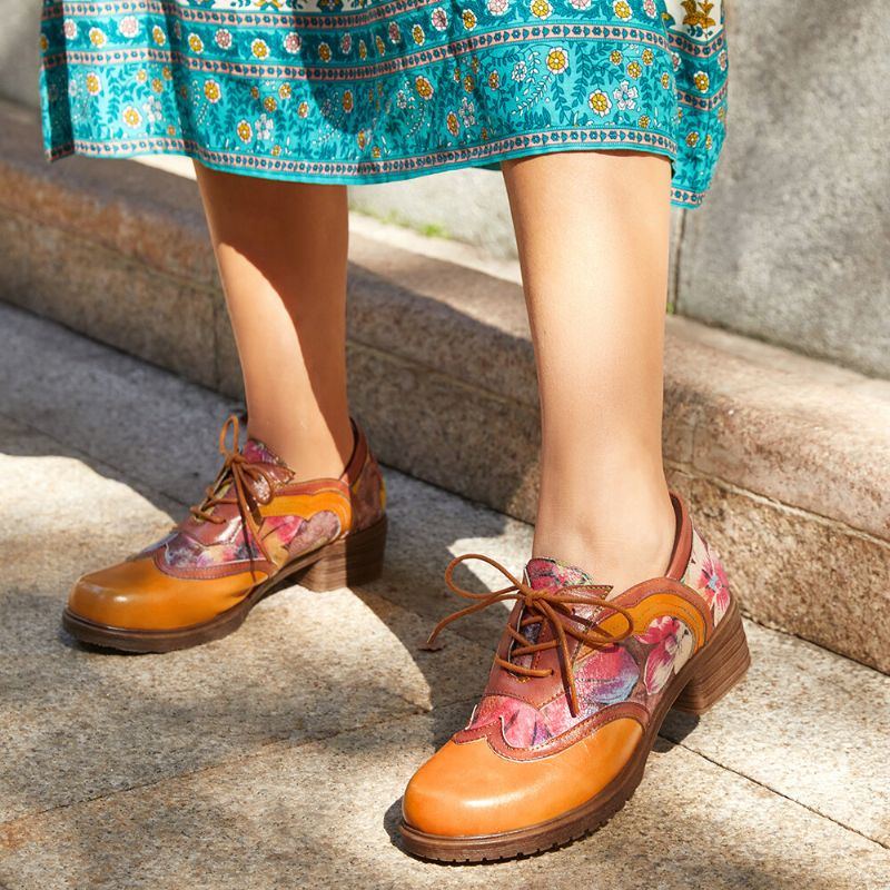 Bequeme Oxfords Mit Runder Zehenpartie Aus Echtem Leder Für Damen Mit Retro Blumenmuster Und Schnürung