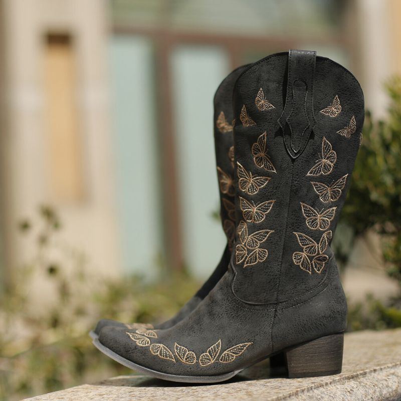 Große Damen Cowboystiefel Mit Schmetterlingsdekor Und Spitzem Zehenbereich