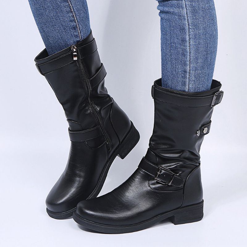 Große Retro Retro Reitstiefel Mit Schnallenriemen Und Blockabsatz