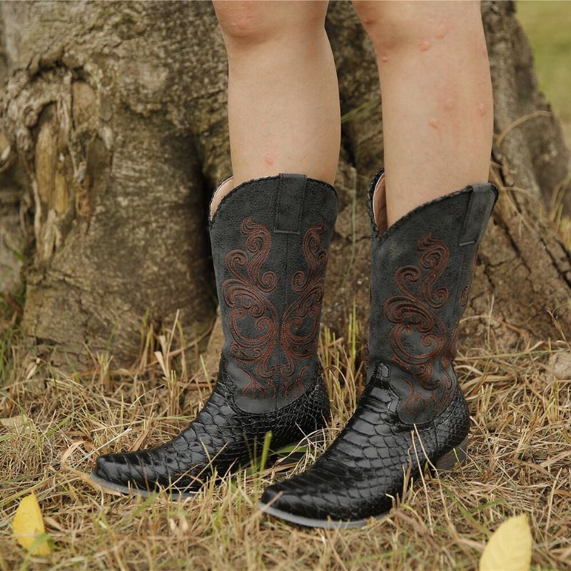 Plus Size Damen Bestickte Splicing Chunky Heel Cowboystiefel Mit Mittlerer Wade